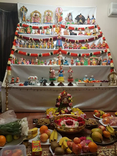 Complete Five-Step Golu Display