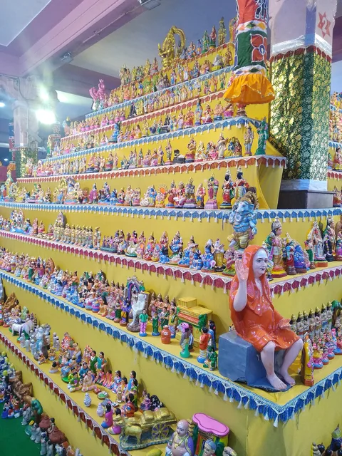 Temple-Style Mega Golu